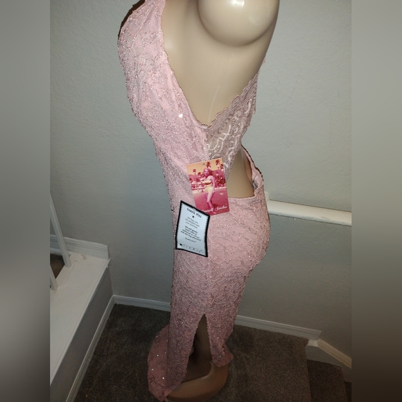 Emerald Sundae Pink Lace sparkling dress - Picture 8 of 12